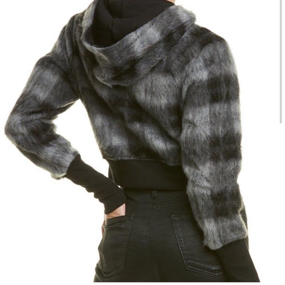 Worn once.  Twenty Montreal cropped wool blend hoodie - Picture 2 of 6